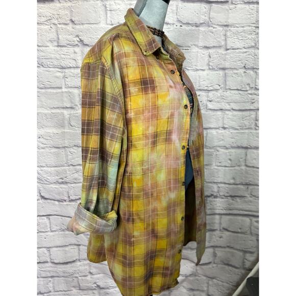 Reworked/upcycled flannel shirt - Picture 5 of 9